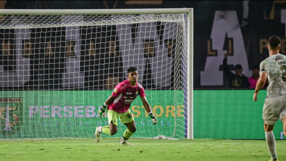 Pelatih Kiper Persib Pasang Badan untuk Debut Horor Sheva Sanggasi di Laga Kontra Persebaya