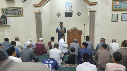 Shalat Tarawih Tapi Kok Tidak Rawatib Ba'diyah Isya? Buya Yahya Beberkan Hukumnya