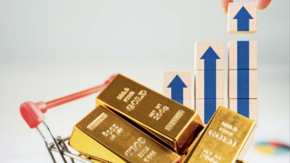 Harga Emas Naik Lagi! Sentuh Rp1,765 Juta per Gram, Emak-Emak Siap Panen Cuan