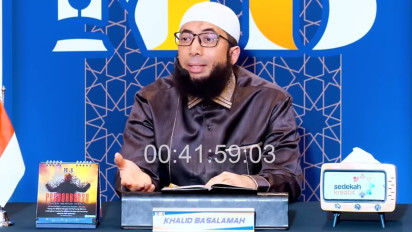 Shalat Tarawih Idealnya 11 atau 23 Rakaat? Ustaz Khalid Basalamah Ungkap Anjuran Rasulullah SAW Sebenarnya...