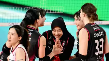 Megawati Hangestri bersama pemain Red Sparks.