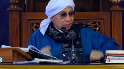 Siang-siang Puasa Tak Sengaja Lihat Gambar atau Video Porno, Batalkah Puasanya? Buya Yahya: Kita Melihat Aurat...