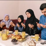 20 Ucapan Selamat Menjalankan Ibadah Puasa untuk Grup WhatsApp Keluarga