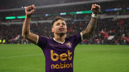 Bikin Bulu Kuduk Merinding, Ini Kata-kata Berkelas Dean James Saat Mengikuti Rapat Kerja Komisi X DPR RI Bersama Kemenpora dan PSSI