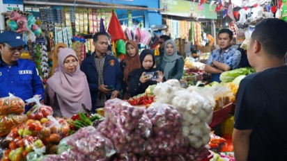PIHPS: Hari Ini Harga Bawang Merah Rp47.650/kg, Cabai Rawit Rp68.550/kg