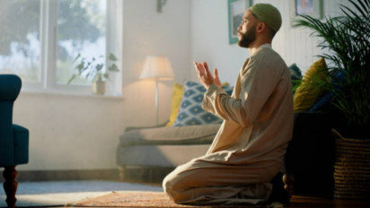 Sudah Sahur Tapi Lupa Niat Puasa, Bagaimana Hukum Puasanya?