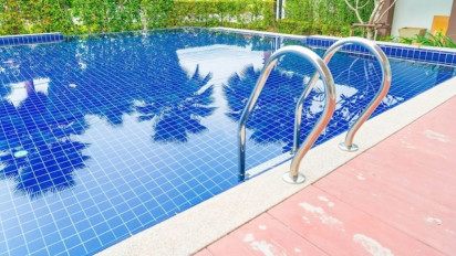 Apa Hukumnya Berenang saat Puasa Ramadhan? Buya Yahya Tegaskan Jangan sampai Anda Merugi