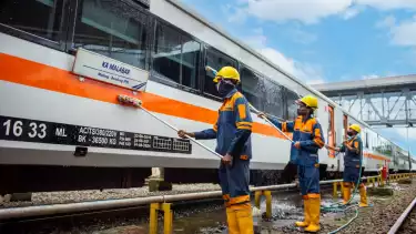 KAI Services melakukan berbagai persiapan untuk memberikan pelayanan terbaik kepada para penumpang yang akan melakukan perjalanan mudik di masa lebaran.
