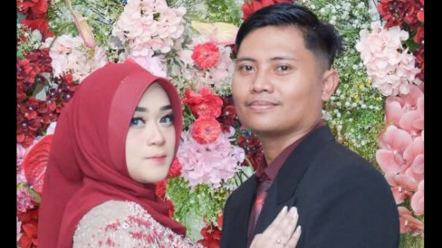 Viral Bu Guru Salsa Foto Pelukan dengan Pria, Terungkap Laki-laki yang