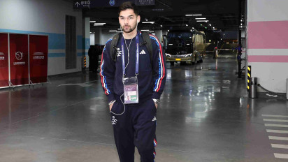 Efek Ganti Pelatih Buat Sandy Walsh Merana di Klub Jepang, Bek Timnas Indonesia Cuma Jadi Penonton Saat Yokohama Dipermalukan Cristiano Ronaldo Cs