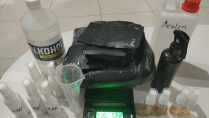 Pengedar Ganja Lewat Instagram di Makassar  Digrebek Di Kosnya