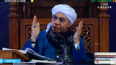 Picu Perdebatan di Tengah Masyarakat, Buya Yahya Tegaskan Hukum Shalat Tarawih antara 20 atau 8 Rakaat