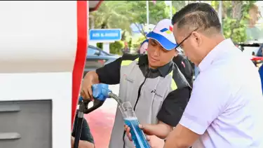 Dirut Pertamina Cek Langsung Kualitas BBM di SPBU, Libatkan Dua Lembaga Independen Ini…