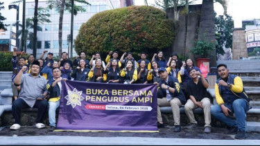 AMPI Berbagi Takjil dengan Komunitas Ojol di Jakarta