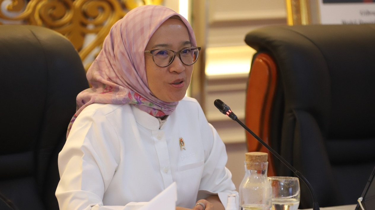 Pengangkatan CPNS Ditunda, Menteri PANRB Beberkan Alasannya
            - galeri foto