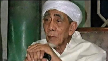 Percuma Rajin Puasa dan Tahajud kalau Masih seperti ini, Mbah Moen Bagikan Tirakat Terbaik yang Sederhana tapi...
