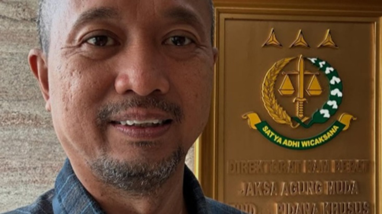 Influencer Otomotif Fitra Eri Akhirnya Buka Suara Usai Diperiksa Kejagung Terkait Kasus Minyak Mentah, Begini Katanya
            - galeri foto