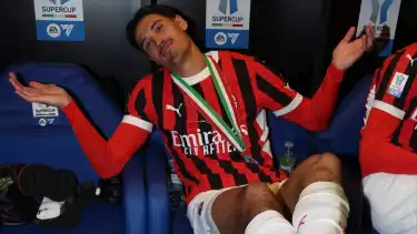 Bintang AC Milan keturunan Indonesia Tijjani Reijnders