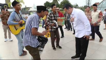 Gate Parkir Berbayar Stadion Maulana Yusuf Dibuka, Wali Kota Serang Budi: Pemerintah Harus Fasilitasi Warga Olahraga Gratis