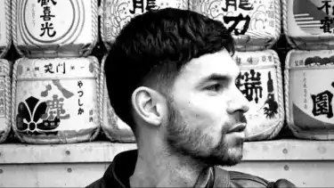 Sandy Walsh di Meiji Jingu