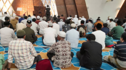 Bolos Jumatan 3 Kali Berturut-turut Langsung Dianggap Murtad? Buya Yahya Tegaskan Shalat Jumat Itu...