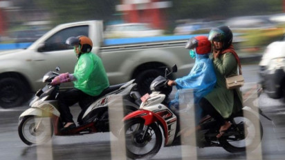 Seluruh Warga Jakarta Wajib Bersiap Hari Ini, Selasa 12 Agustus 2025, BMKG Keluarkan Peringatan Dini Cuaca