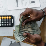 Ramalan Keberuntungan 5 Weton pada 25 April 2026, Sabtu Kliwon Mulailah Fokus pada Investasi Jangka Panjang