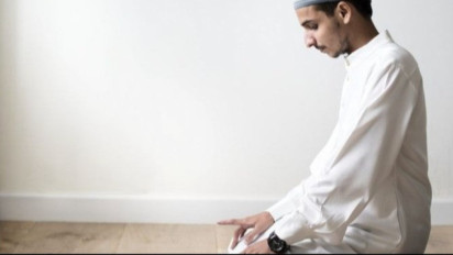 Ternyata Menguap saat Shalat Bisa Bikin Shalatnya Batal, Kata Buya Yahya Membatalkan jika...