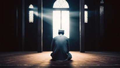 Raih Maghfirah Lewat 10 Malam Kedua Ramadhan, Ini Keutamaan dan Amalannya