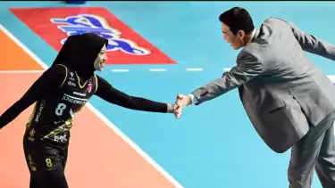 Pelatih Red Sparks, Ko Hee-jin dan Megawati Hangestri.