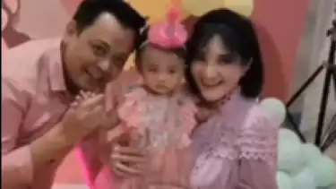 Kiki Amalia merayakan ulang tahun anaknya