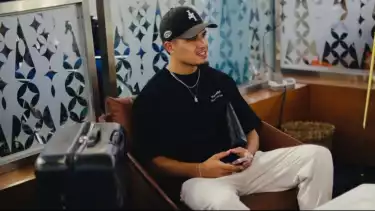 Pemain keturunan Timnas Indonesia, Wak Haji Ragnar Oratmangoen