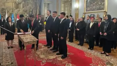 Emil Audero, Dean James dan Joey Pelupessy resmi ambil sumpah WNI