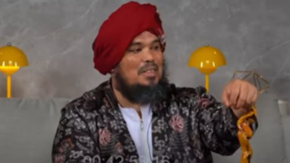 Dari Panggung Musik ke Mimbar Dakwah: Inilah Perjalanan Hijrah Ustaz Derry Sulaiman, Mulai dari Diludahi Hingga Diduga Merakit Bom