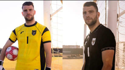 Reaksi Pertama Maarten Paes atas Jersey Kiper Baru Timnas Indonesia