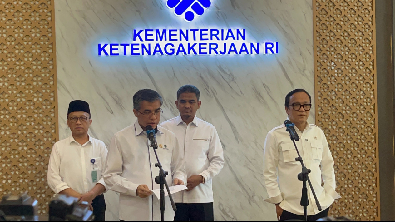 Berapa THR Ojol yang Cair? Menaker Yassierli Berharap Aplikator Kasih Segini
            - galeri foto