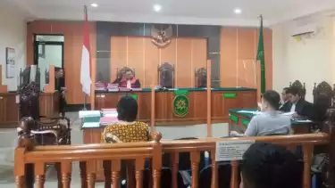 Suasana sidang di Pengadilan Negeri (PN) Ketapang, Kalimantan Barat.