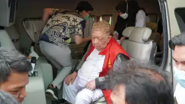 Kejaksaan Negeri (Kejari) Musi Banyuasin (Muba) jemput paksa H Alim Ali (HA) di rumah sakit, Selasa (11/3/2025).