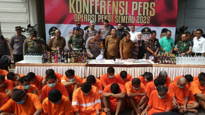 Operasi Pekat Semeru 2025 Usai, Polresta Malang Kota Tekan Kriminalitas dan Ribuan Botol Miras di Musnakan