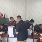 Bareskrim Polri Limpahkan Dua Tersangka Kasus Investasi Bodong Net89 ke Kejari Jakbar