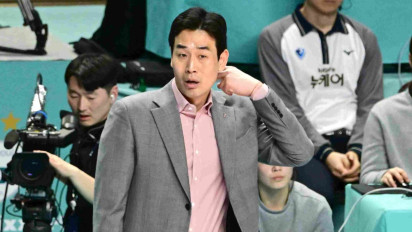 Ko Hee-jin Tampaknya Sadar Keputusannya Memainkan Pemain Cadangan itu Salah, Pada Dua Laga Tersisa Ia Bertekad...