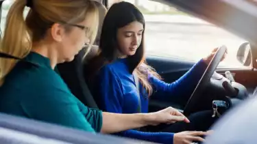 Baru Punya Mobil Manual Sini Merapat, Simak Tips Mengemudi Mobil Manual agar Tidak Mati Mesin dan Mundur di Tanjakan