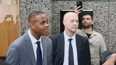 Pelatih Timnas Indonesia Patrick Kluivert dan Jordi Cruyff