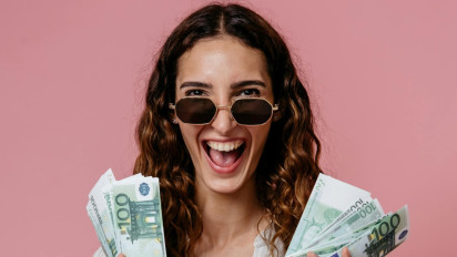 5 Zodiak Paling Hoki pada 27 Maret 2025: Virgo Finansial Meningkat, Leo Waktu yang Tepat untuk...