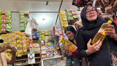 Sidak di Pasar Banyuwangi, DPRD Pastikan Minyakita yang Beredar Sesuai Takaran