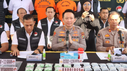 Polres Tangsel Ringkus Dua Kurir Narkoba, Ribuan Pil Ekstasi Siap Edar Jadi Barang Bukti