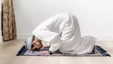 Ilustrasi shalat qobliyah Subuh