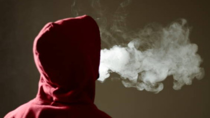 Hukum Merokok saat Puasa Ramadhan, Halal, Makruh atau Haram dalam Islam? Ini Pendapat Para Ulama