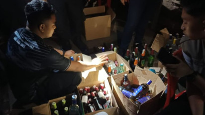 Penghormatan Bulan Ramadhan, Polrestabes Semarang Razia  Ratusan Botol Minuman Beralkohol