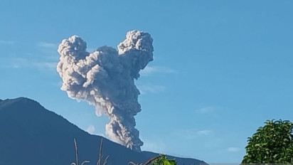 Gunung Marapi di Sumbar Meletus pada Minggu Pagi, Warga: Dentumannya Kali Ini Lumayan Keras